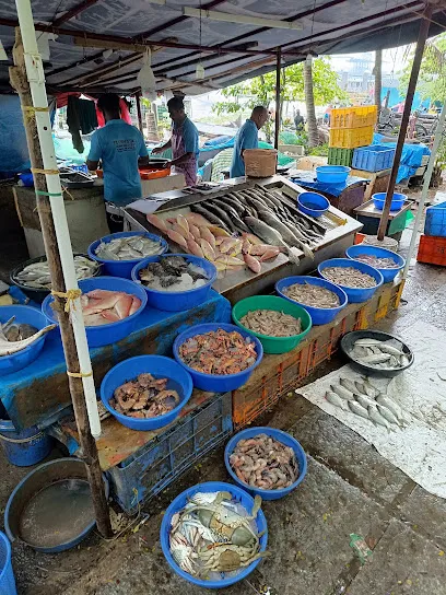 Kamalakadavu Fish Stalls